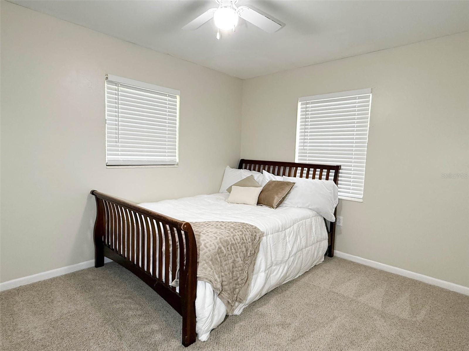 LAKE BREEZE ESTATES - Residential