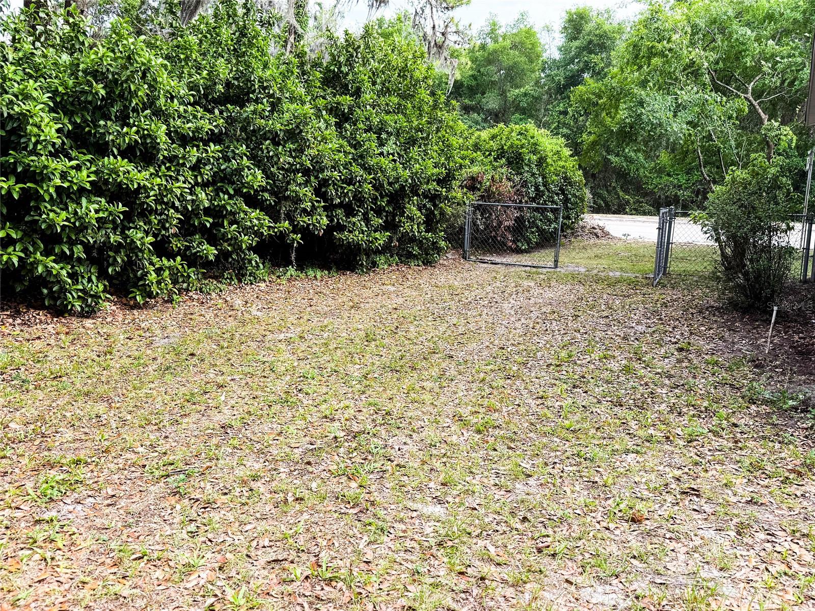 LAKE BREEZE ESTATES - Residential