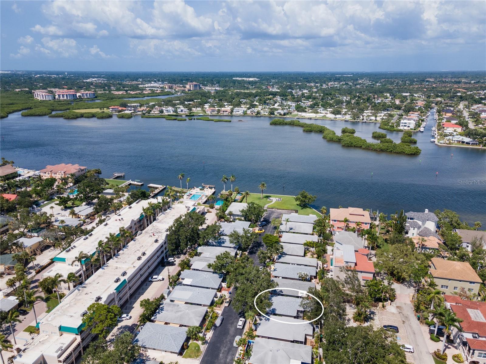 PROVINCIAL GARDENS - Residential Lease