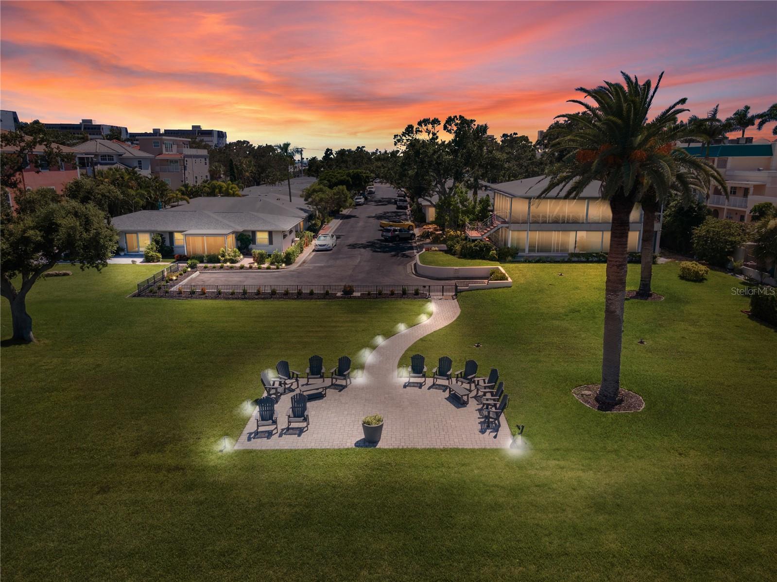 PROVINCIAL GARDENS - Residential Lease