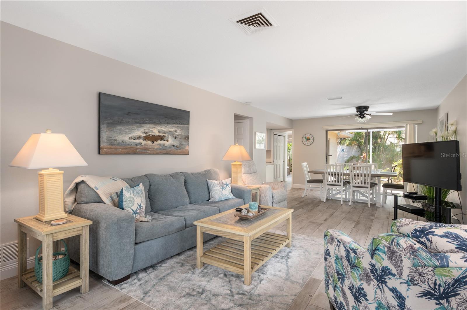 PROVINCIAL GARDENS - Residential Lease