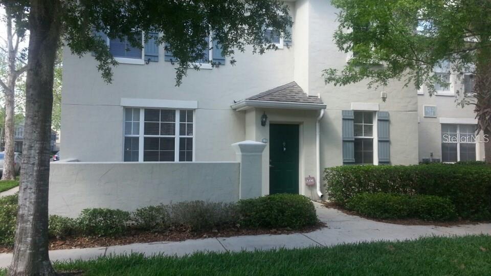 CONDO - Celebration Florida, 2 Bedroom/2 bath on the first floor. Both bedrooms have walk-in closets. UPGRADED Gourmet kitchen. Stainless appliances. Spacious living room and dining room. Private Patio. Close to parking, shopping, pools and clubhouse. NEW CARPETS!!! Tile floors. Deep soaking tubs. NO SMOKING, NO PETS. Fantastic location. $150 HOA transfer fee. $95 application/adult.