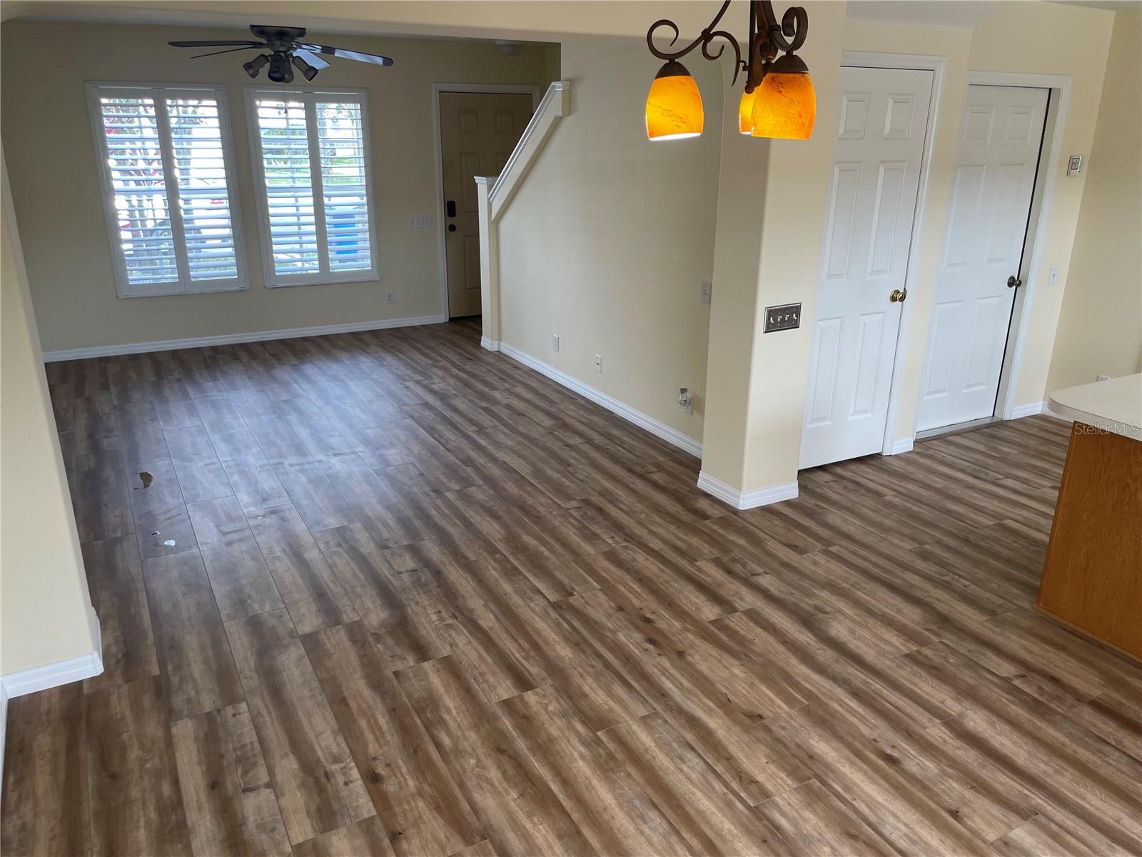 13290 THOROUGHBRED LOOP