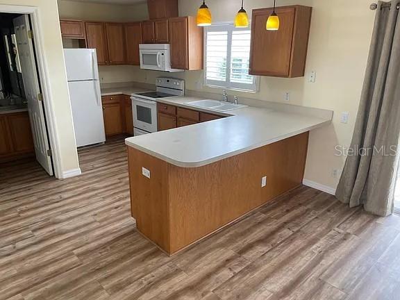 13290 THOROUGHBRED LOOP