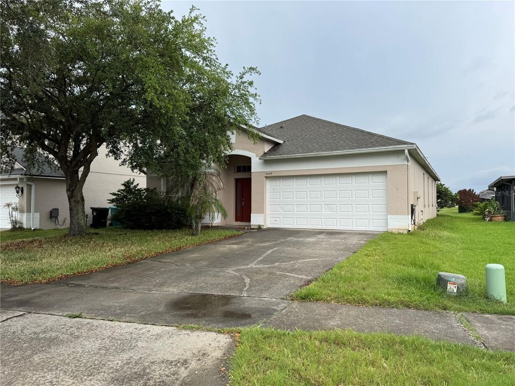 Photo of 5004 Adair Oak Drive, Orlando, FL 32829 (MLS # O6407600)