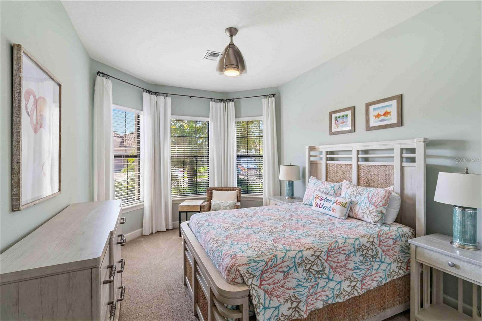 BAYSIDE - Residential