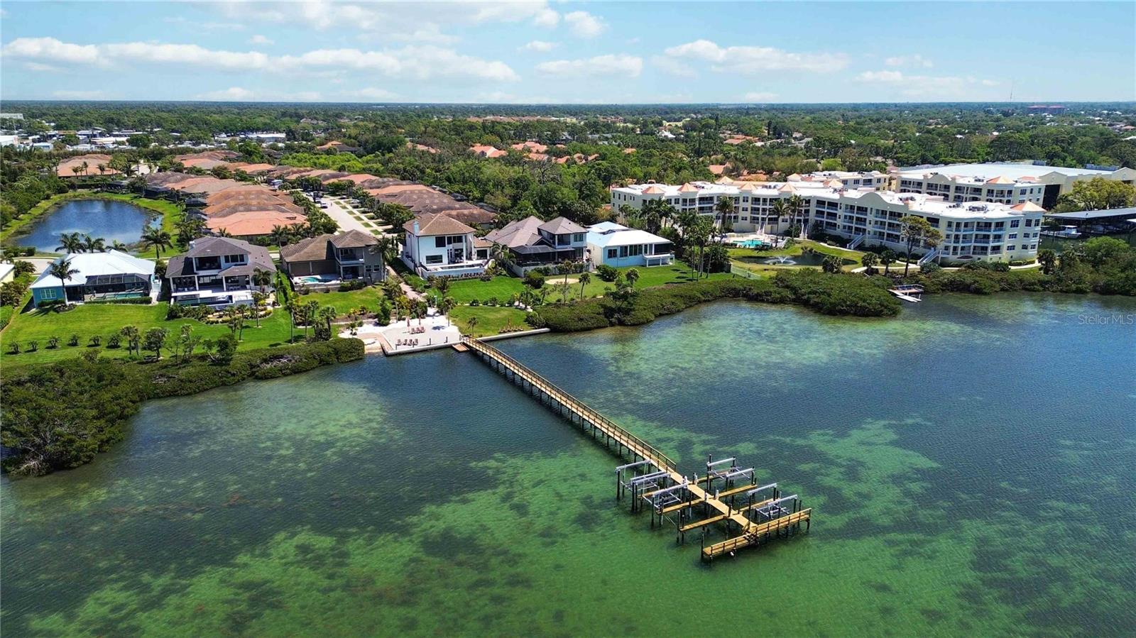 BAYSIDE - Residential