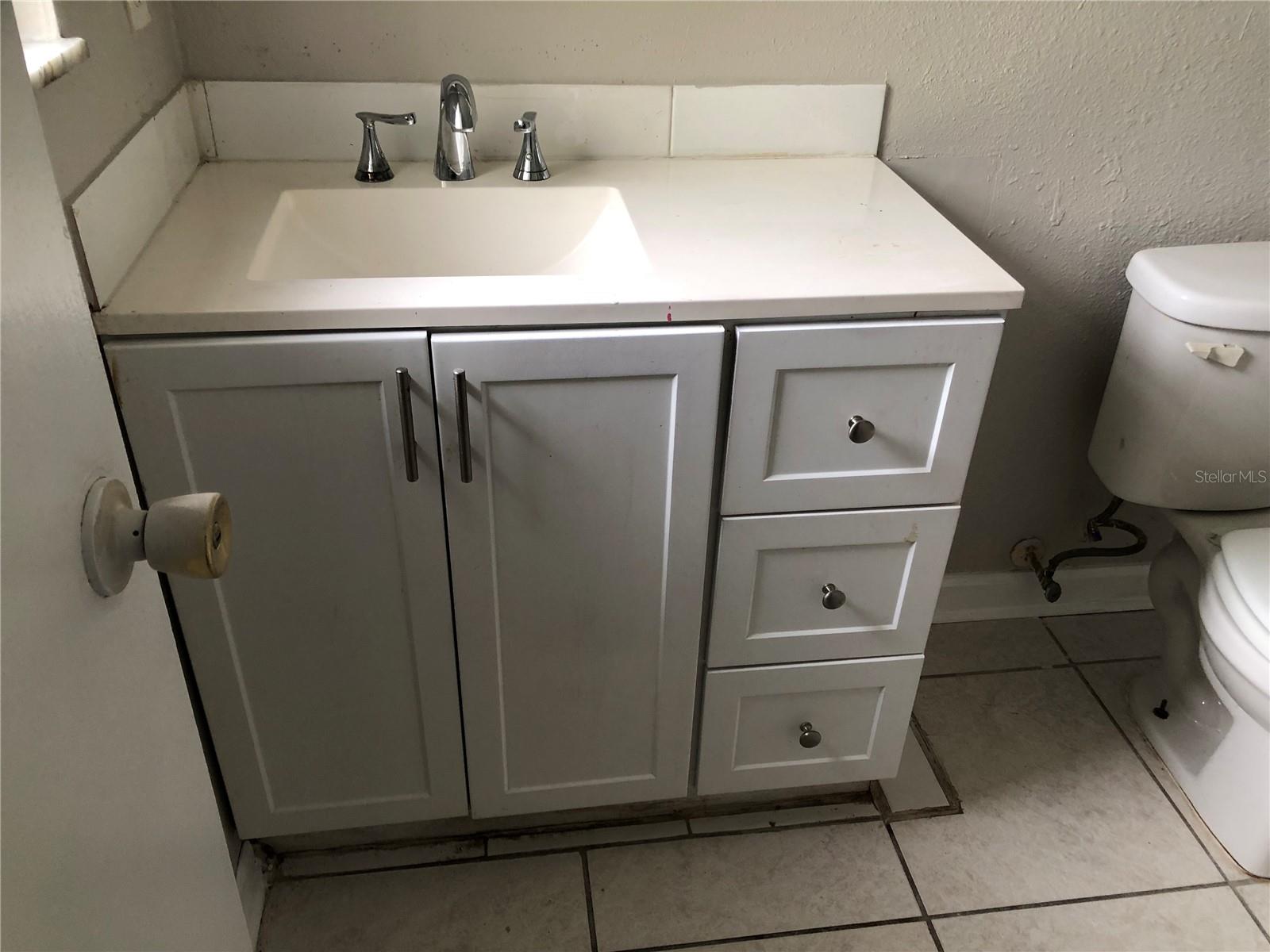 BEL-AIRE WOODS 8TH ADD - Residential Lease