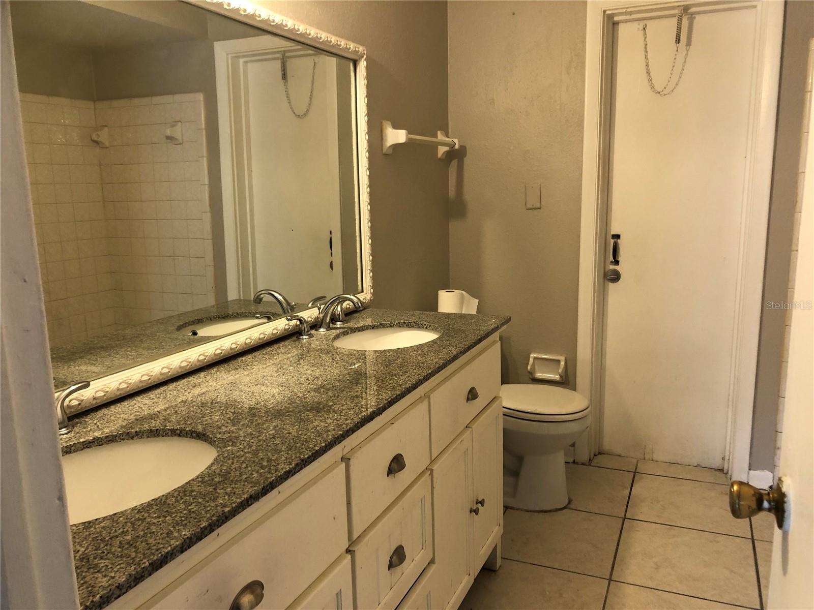 BEL-AIRE WOODS 8TH ADD - Residential Lease