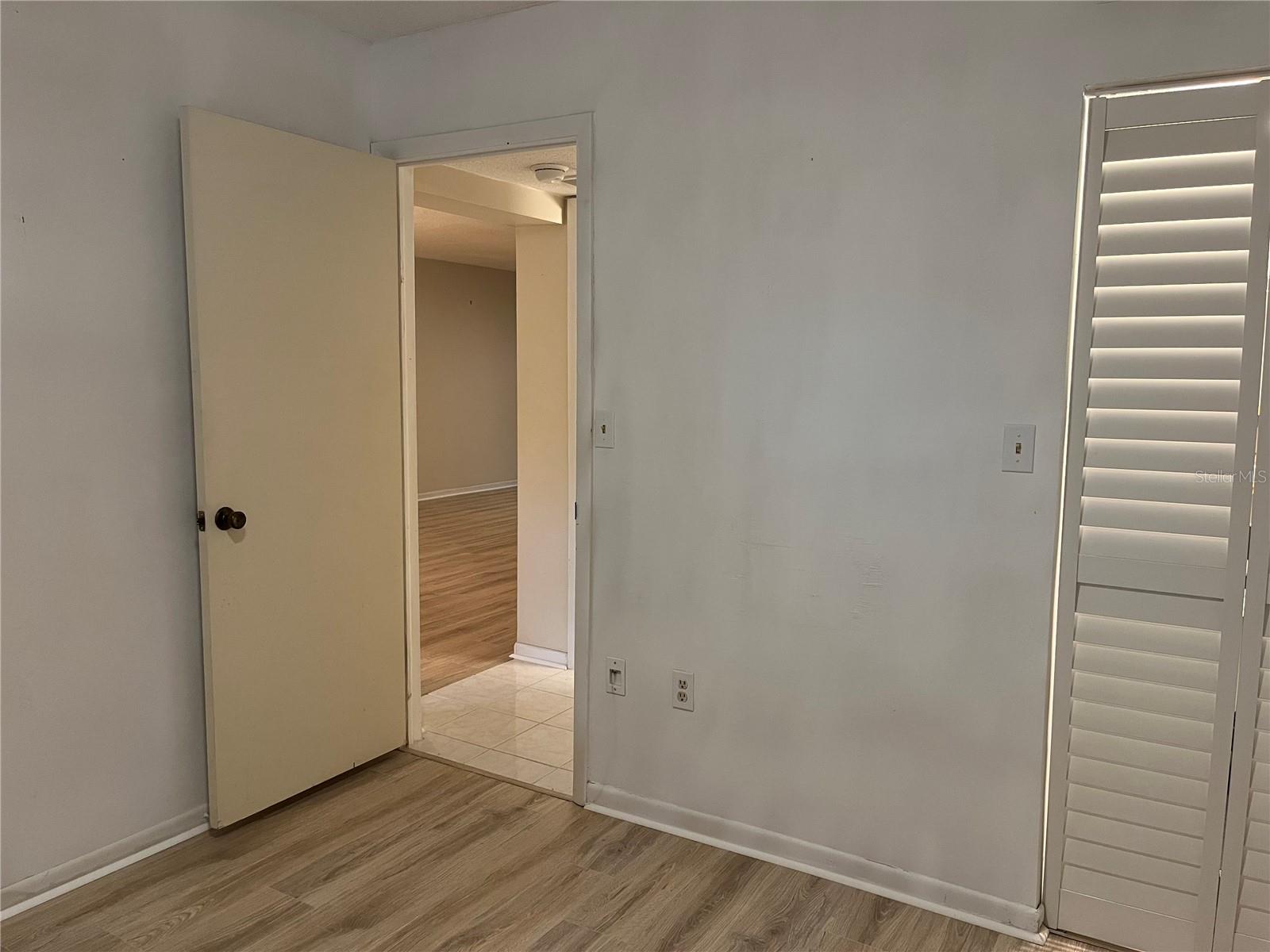 PATRICIAN OAKS - Residential Lease