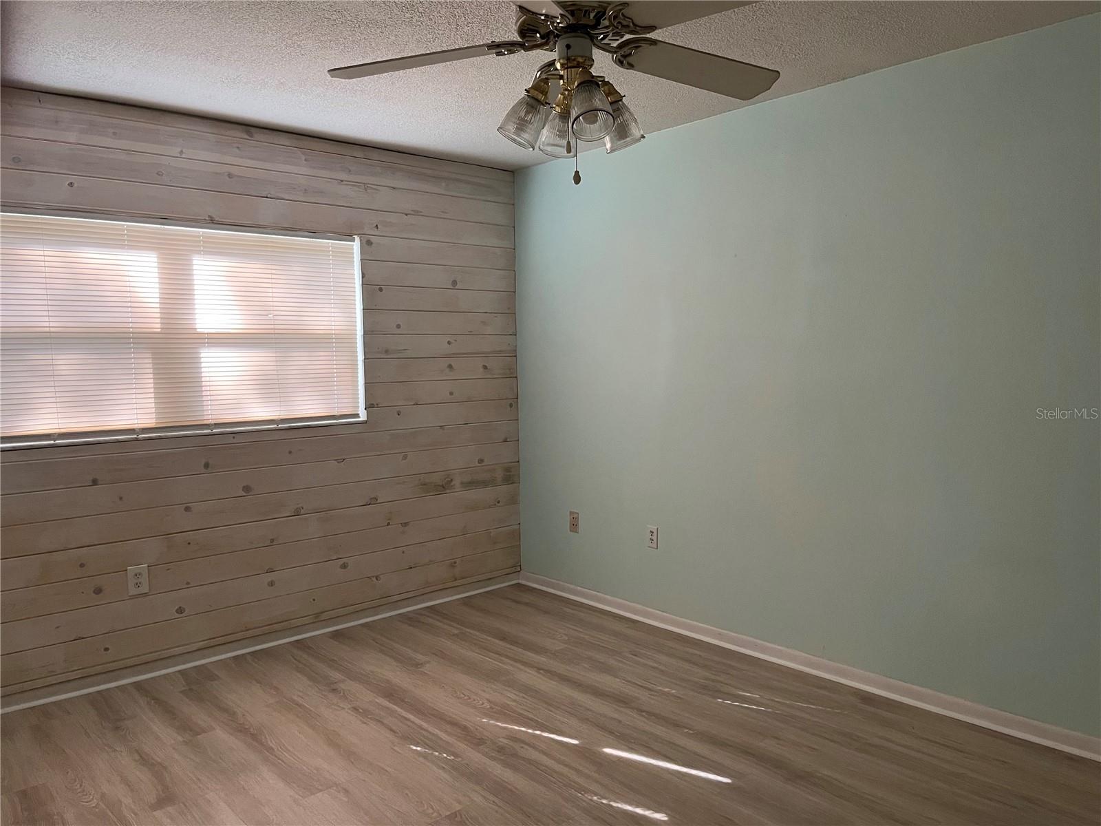 PATRICIAN OAKS - Residential Lease