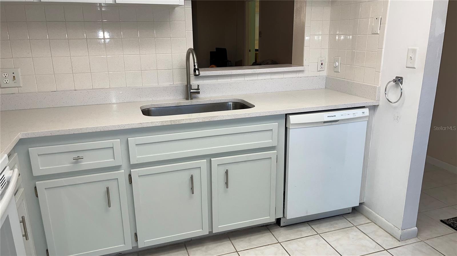 PATRICIAN OAKS - Residential Lease