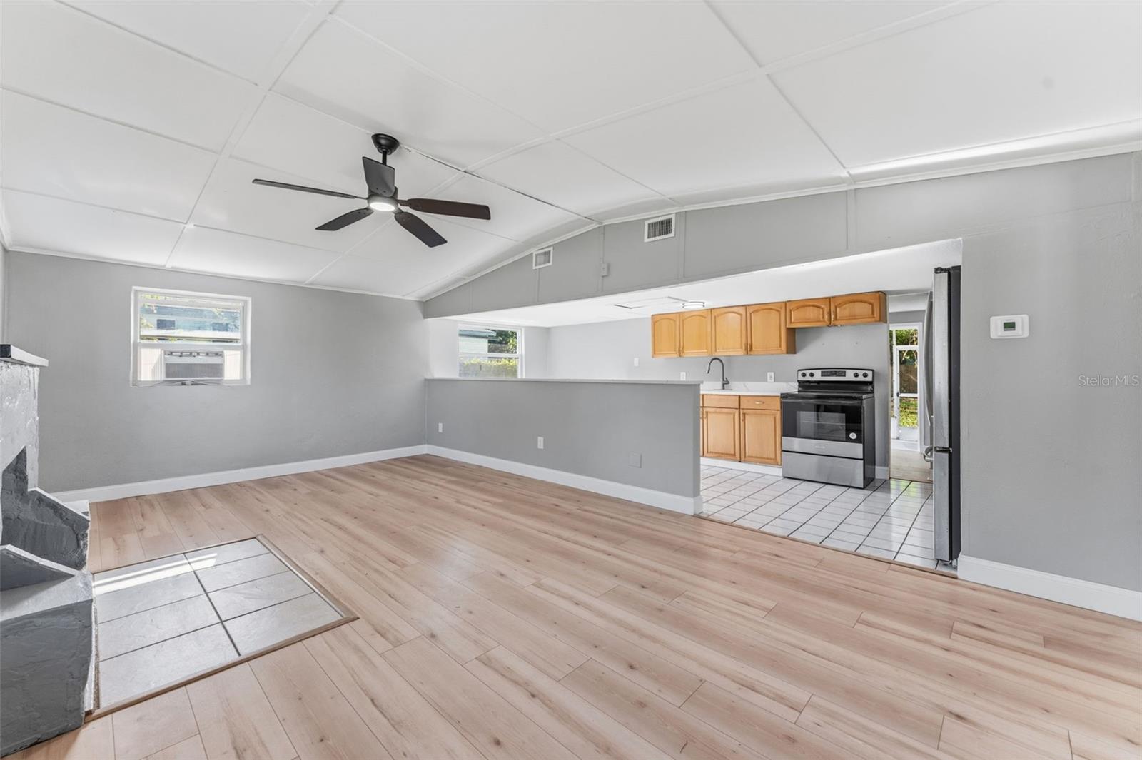 HIGHLAND ACRES - Residential