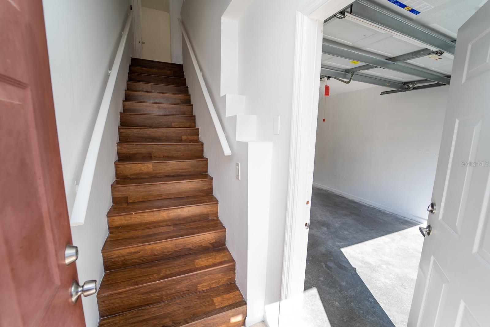 VILLANOVA/HUNTERS CRK - Residential