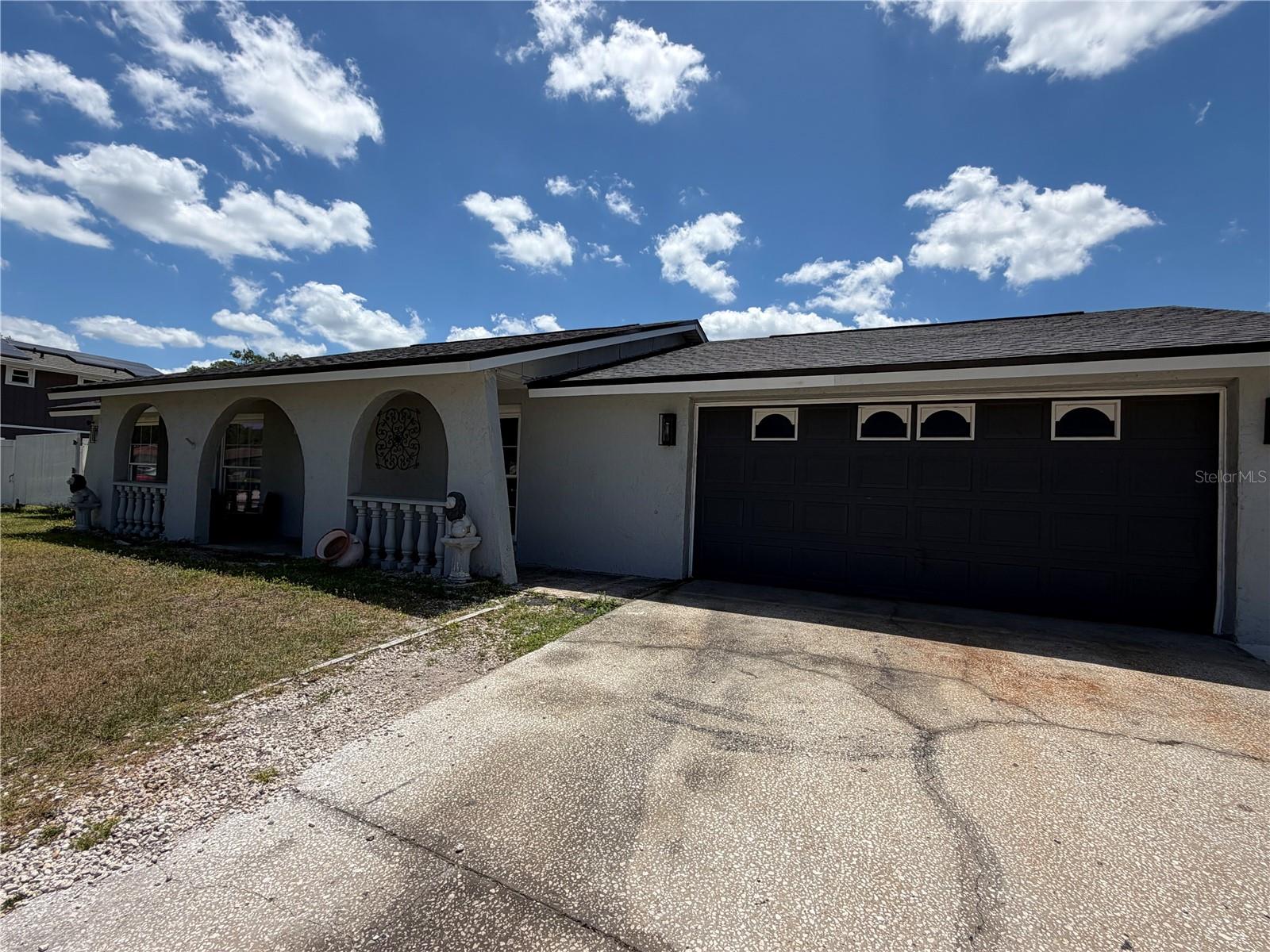 4214 HOLLOW HILL DRIVE