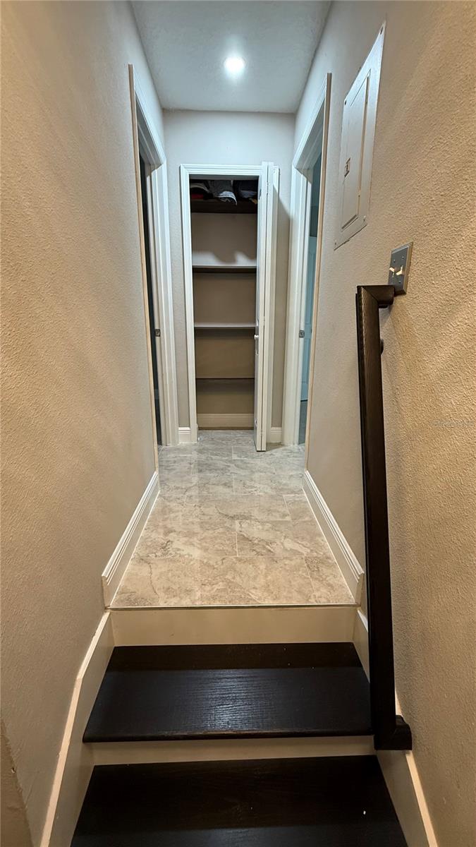 RIVERS EDGE - Residential