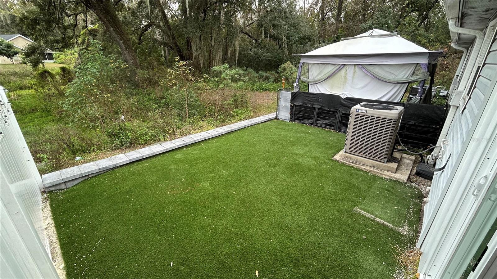 RIVERS EDGE - Residential