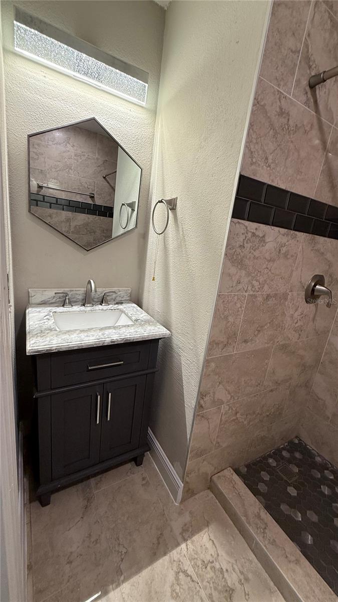 RIVERS EDGE - Residential