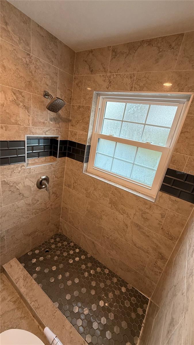 RIVERS EDGE - Residential