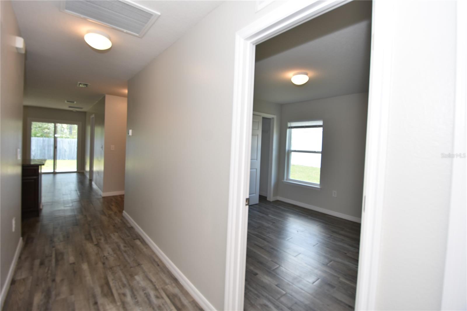 21 SEWARD TRAIL E B