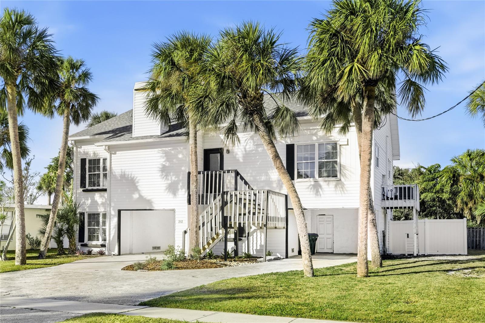 6936100; HOLMES BEACH 33RD UNIT; LOT 3; BLOCK 10; - Residential