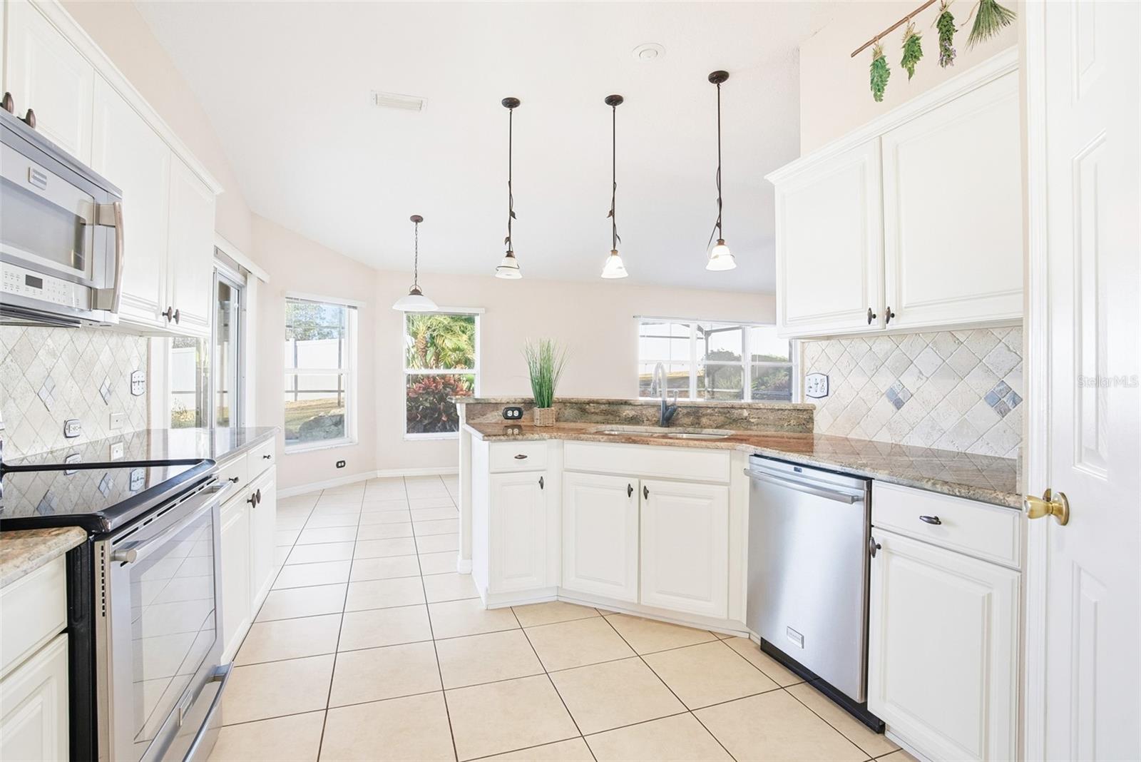 VINEYARD ESTATES SUB - Residential