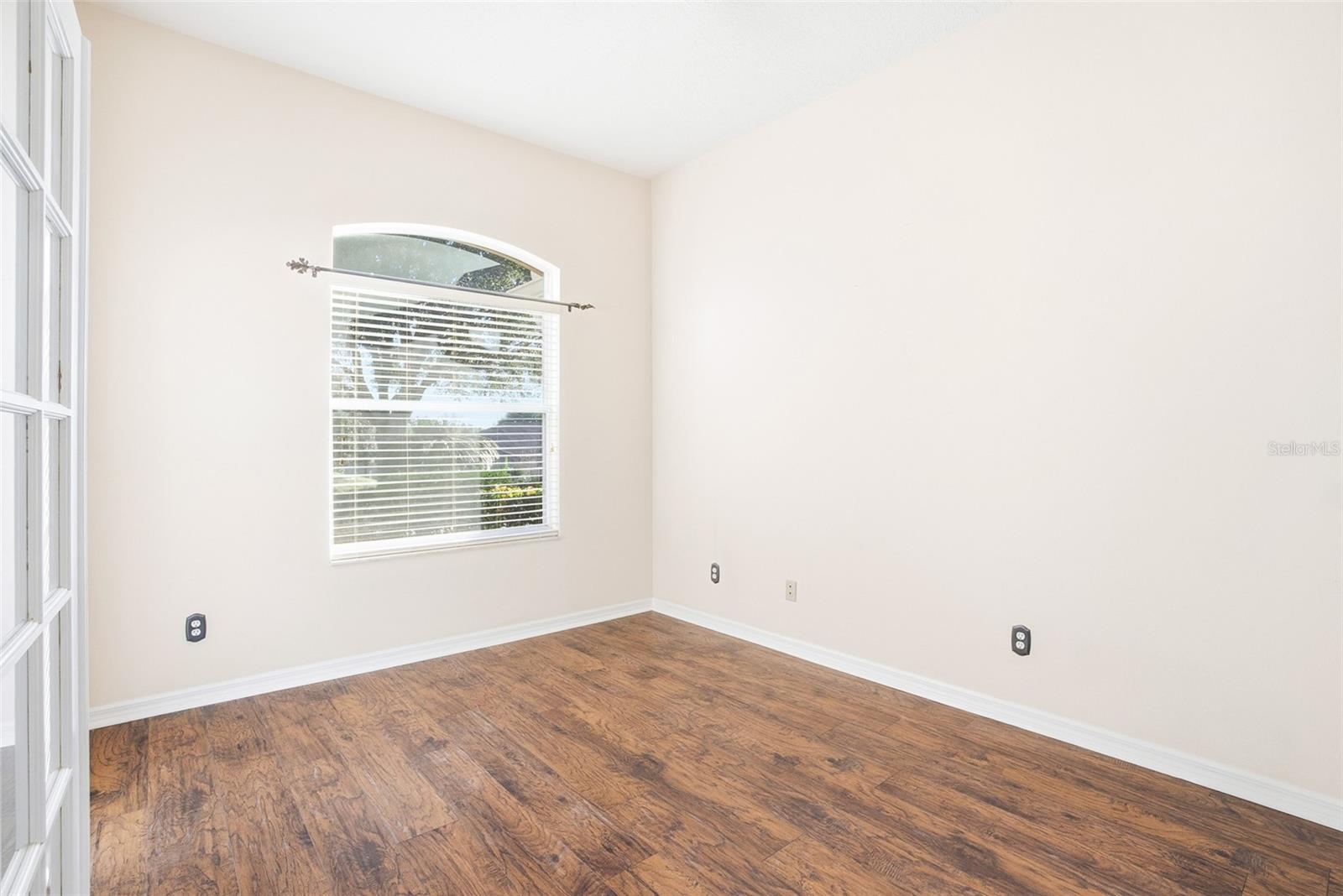 VINEYARD ESTATES SUB - Residential