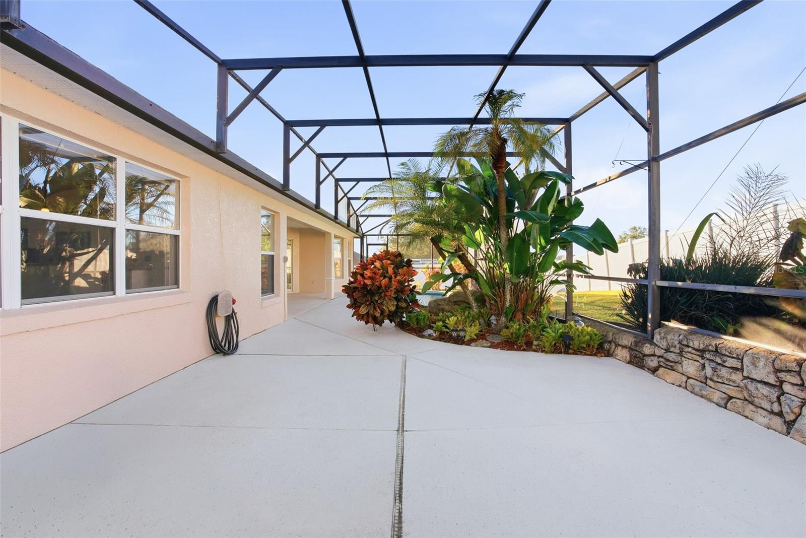 VINEYARD ESTATES SUB - Residential