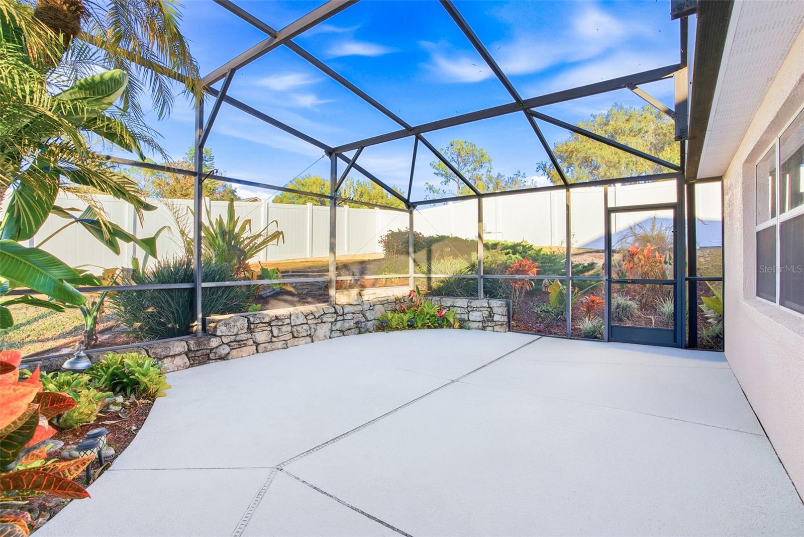 VINEYARD ESTATES SUB - Residential