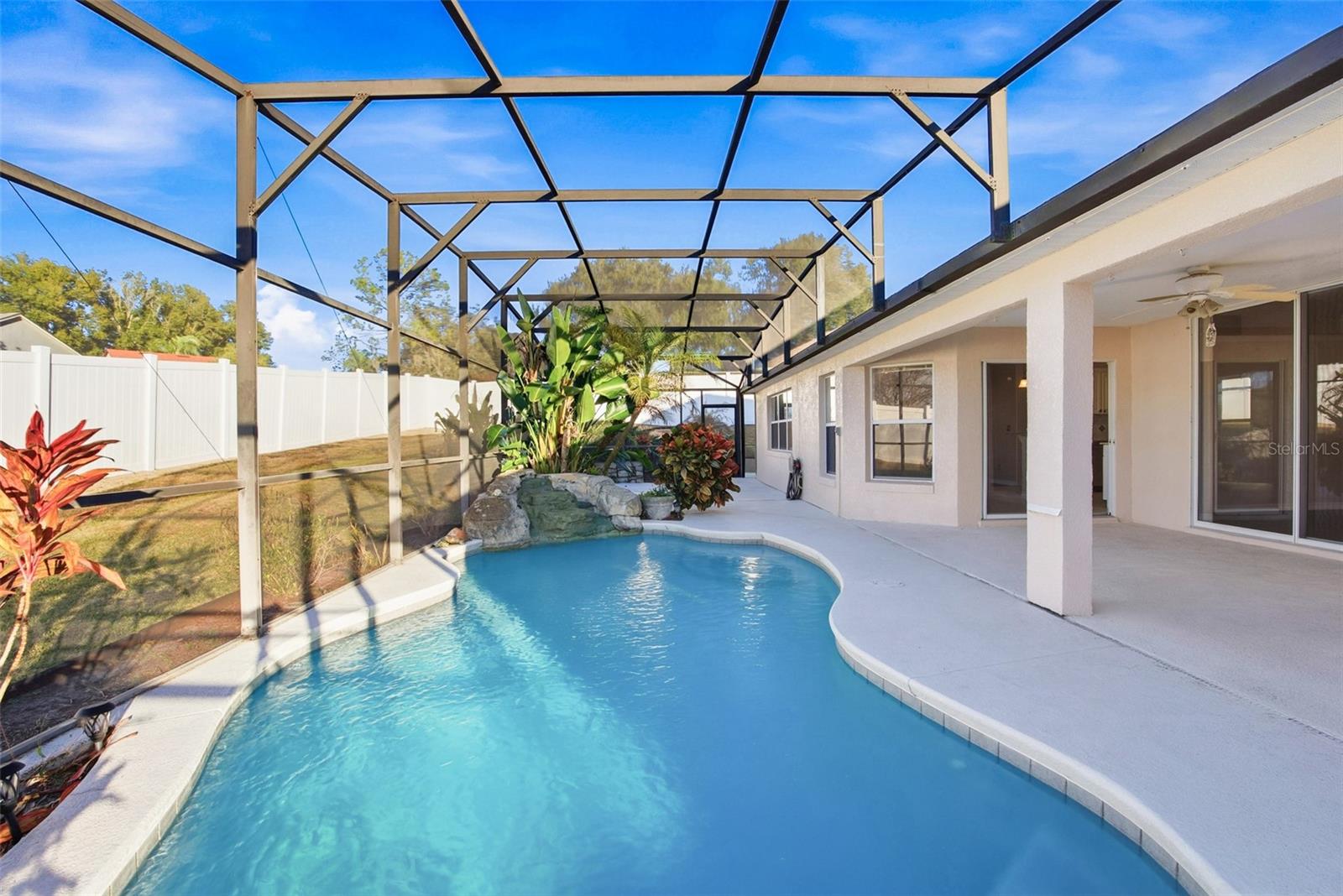 VINEYARD ESTATES SUB - Residential