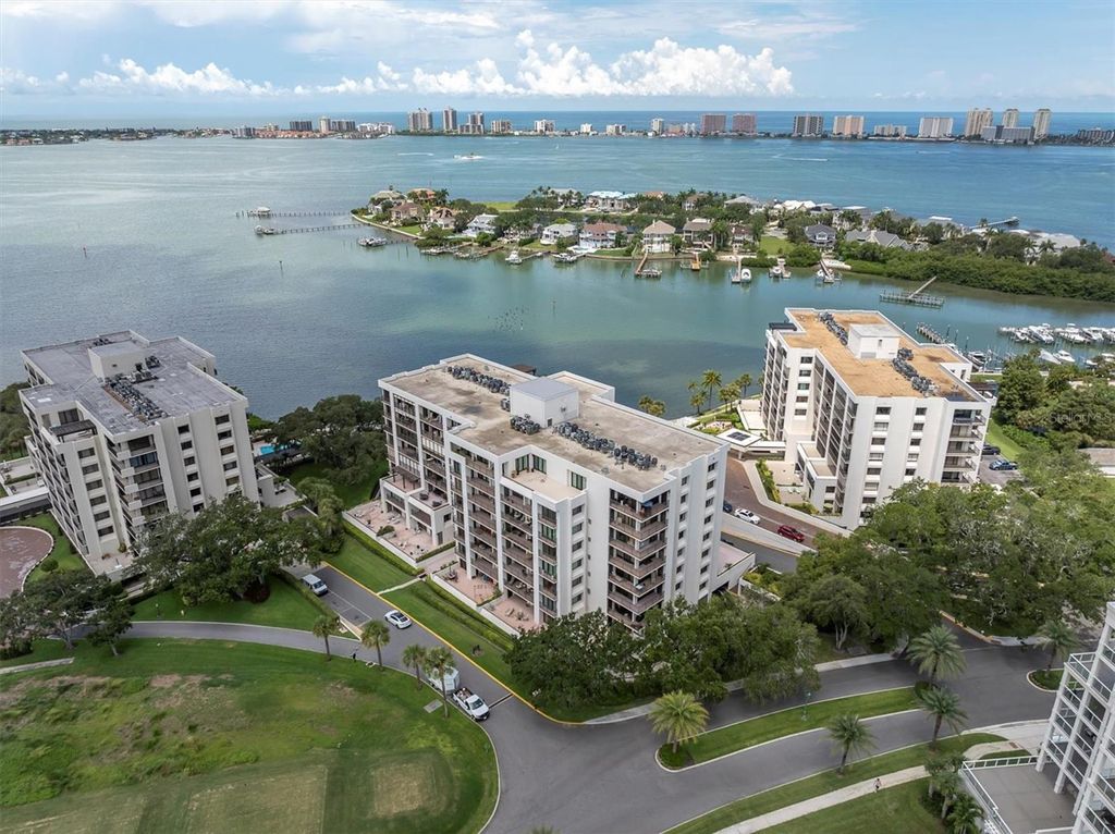 Photo of 6 Belleview Boulevard #706, Belleair, FL 33756 (MLS # TB8447701)