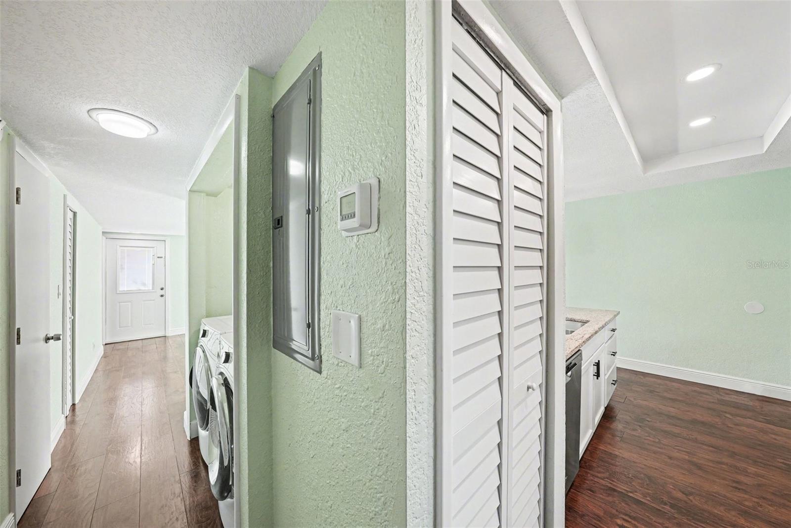 MEADOWOOD CONDO VILLAGE THREE - Residential