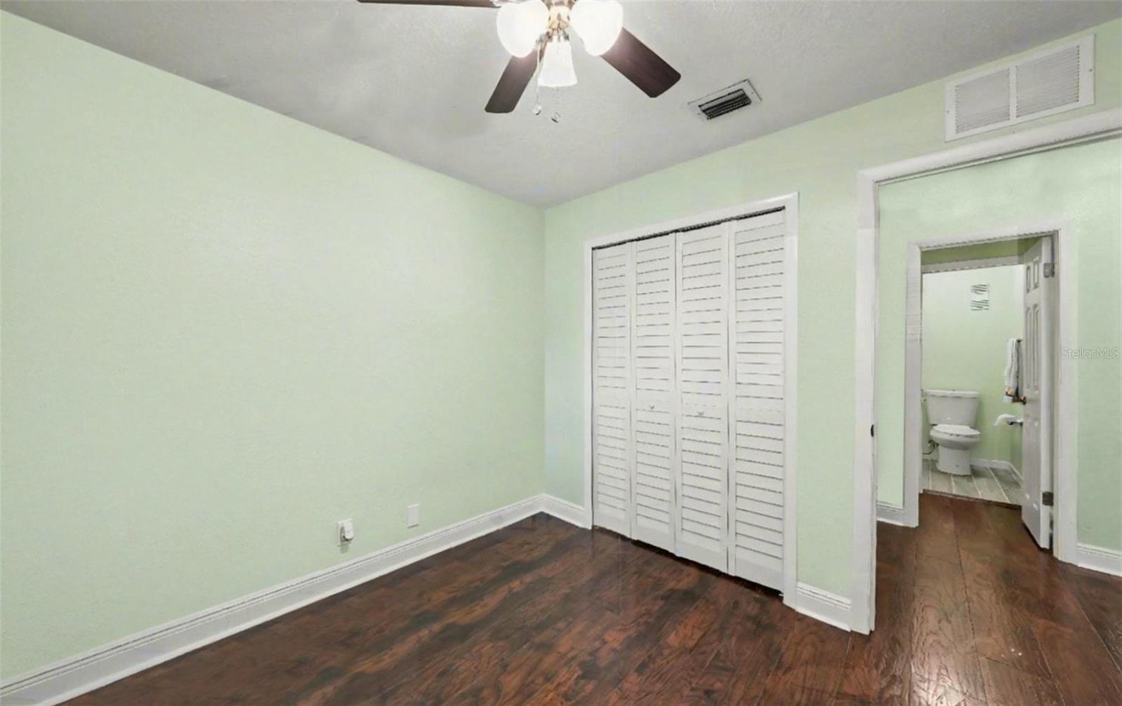 MEADOWOOD CONDO VILLAGE THREE - Residential