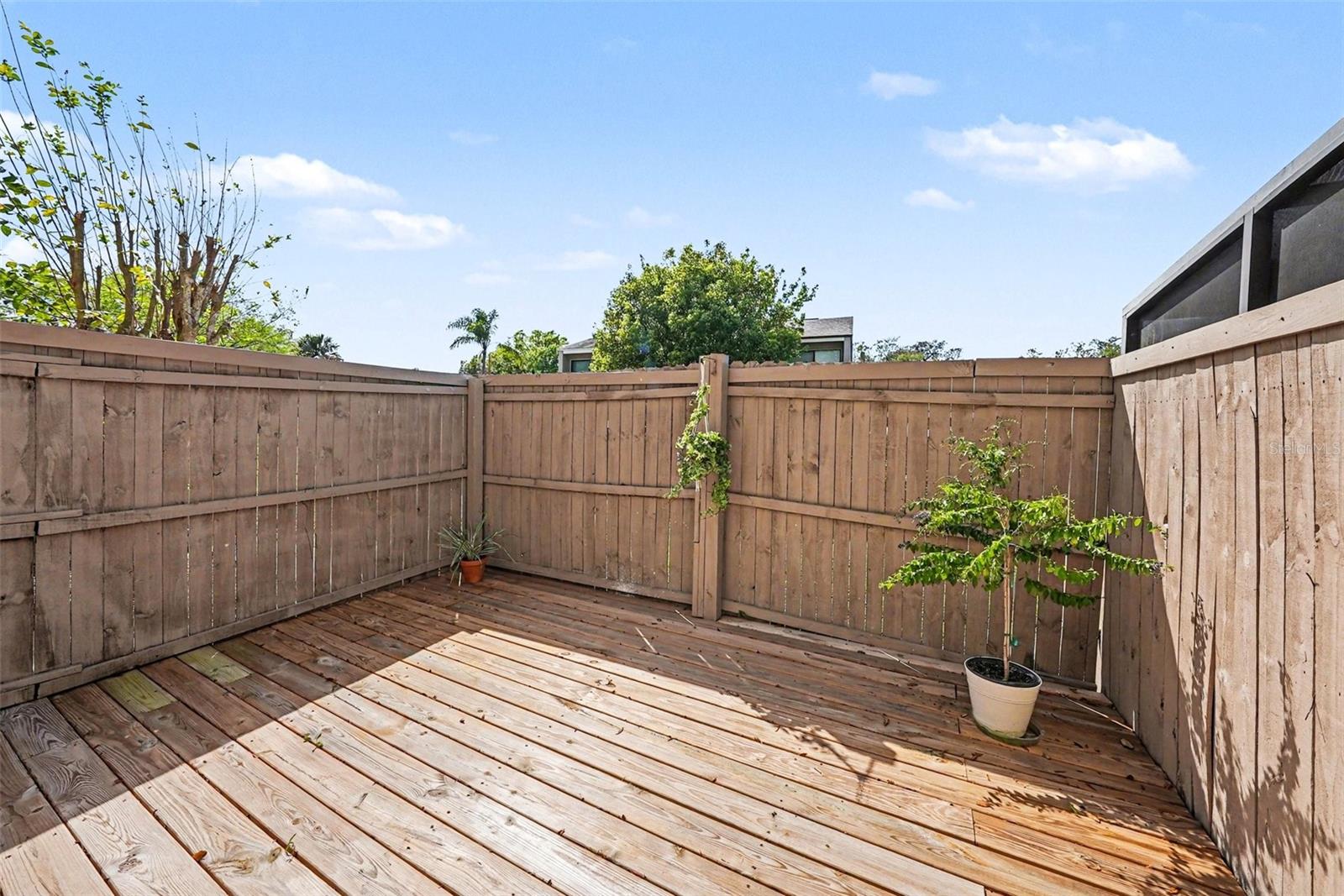 MEADOWOOD CONDO VILLAGE THREE - Residential