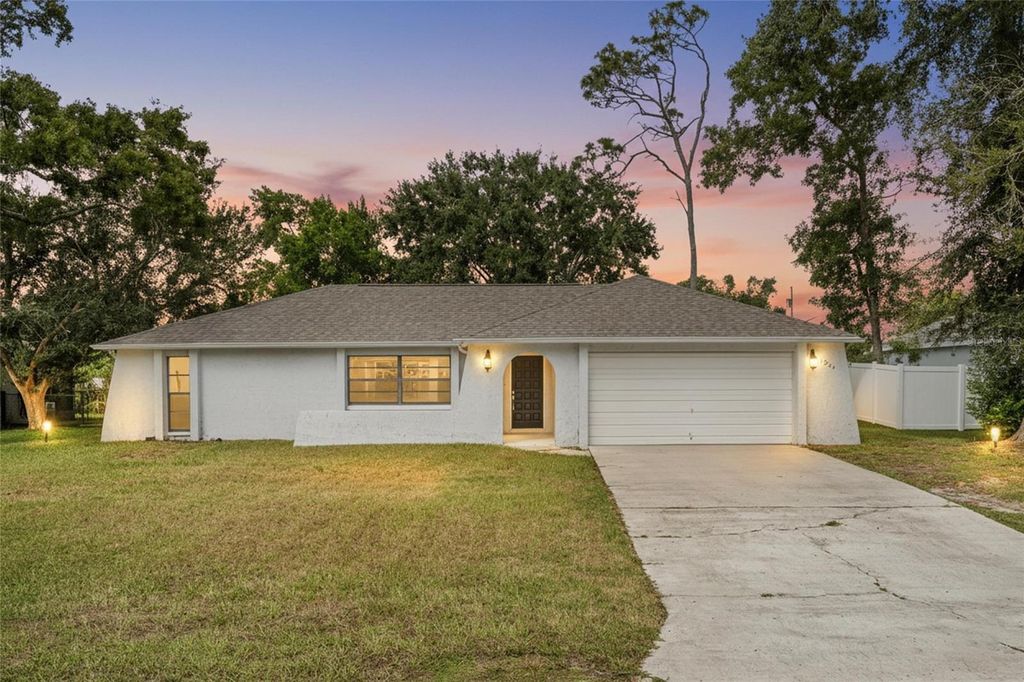 Photo of 1239 Van Dale Avenue, Spring Hill, FL 34608 (MLS # W7879339)