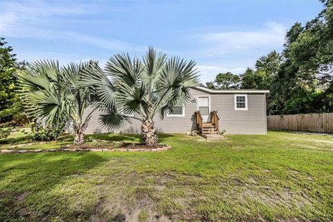 A home in GIBSONTON