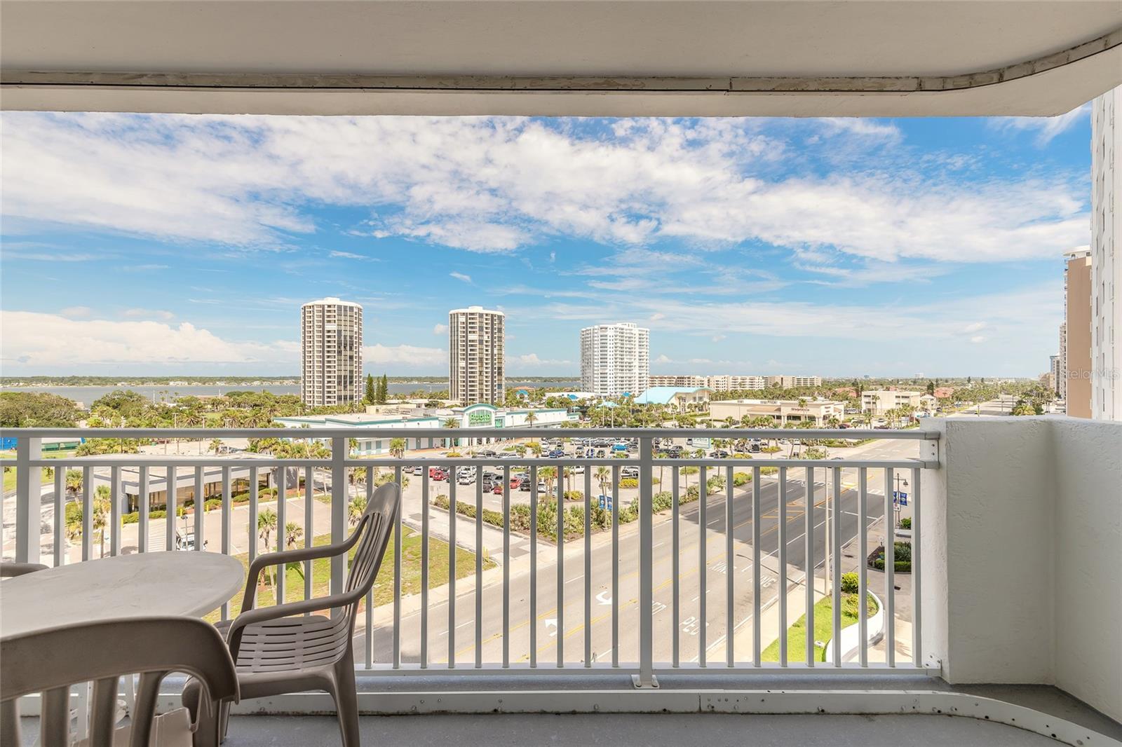 OCEAN 02 CONDO - Residential