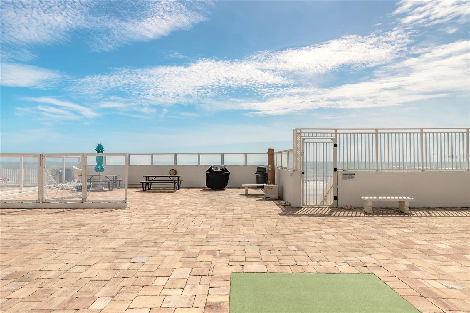 OCEAN 02 CONDO - Residential