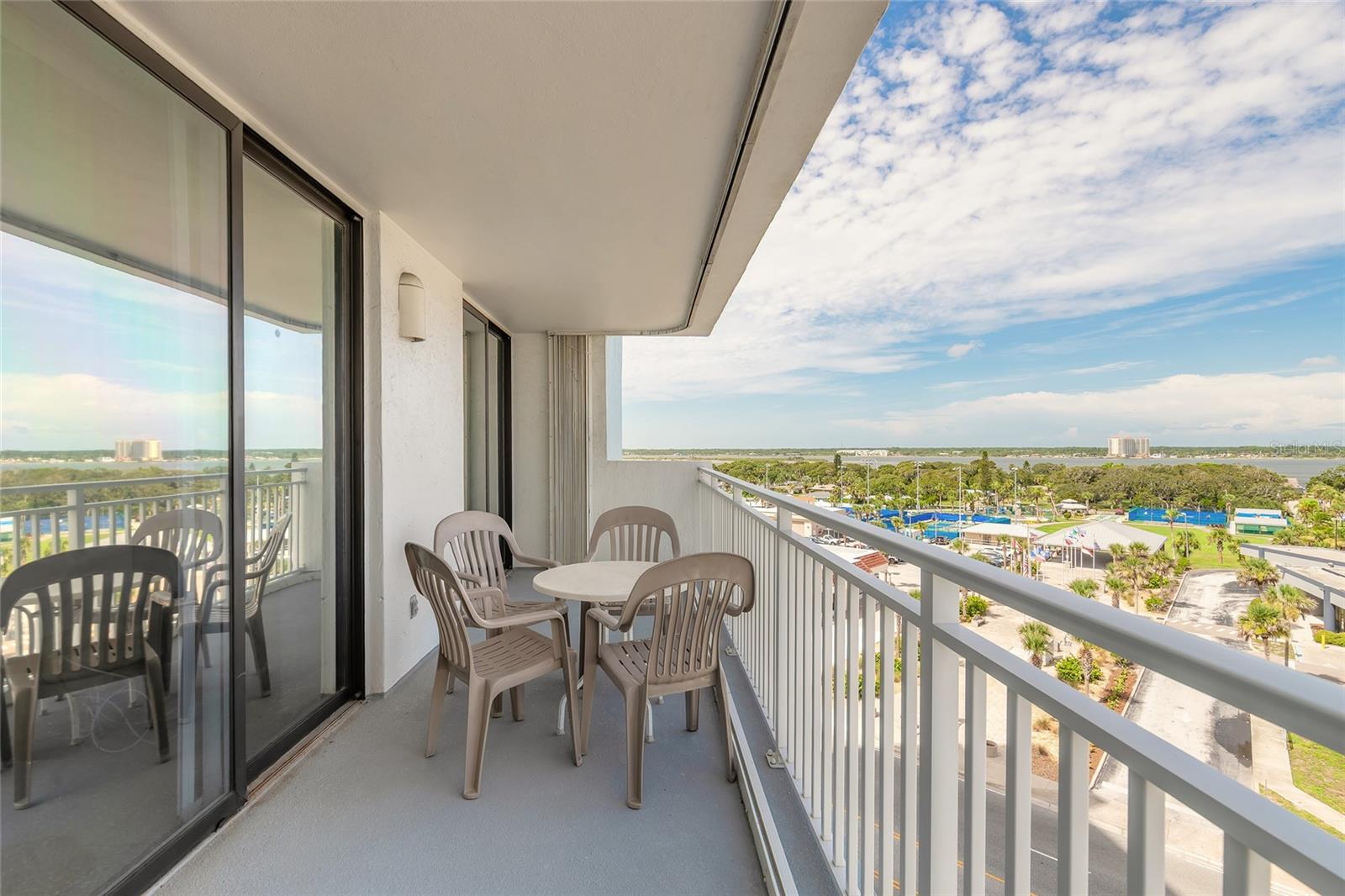 OCEAN 02 CONDO - Residential