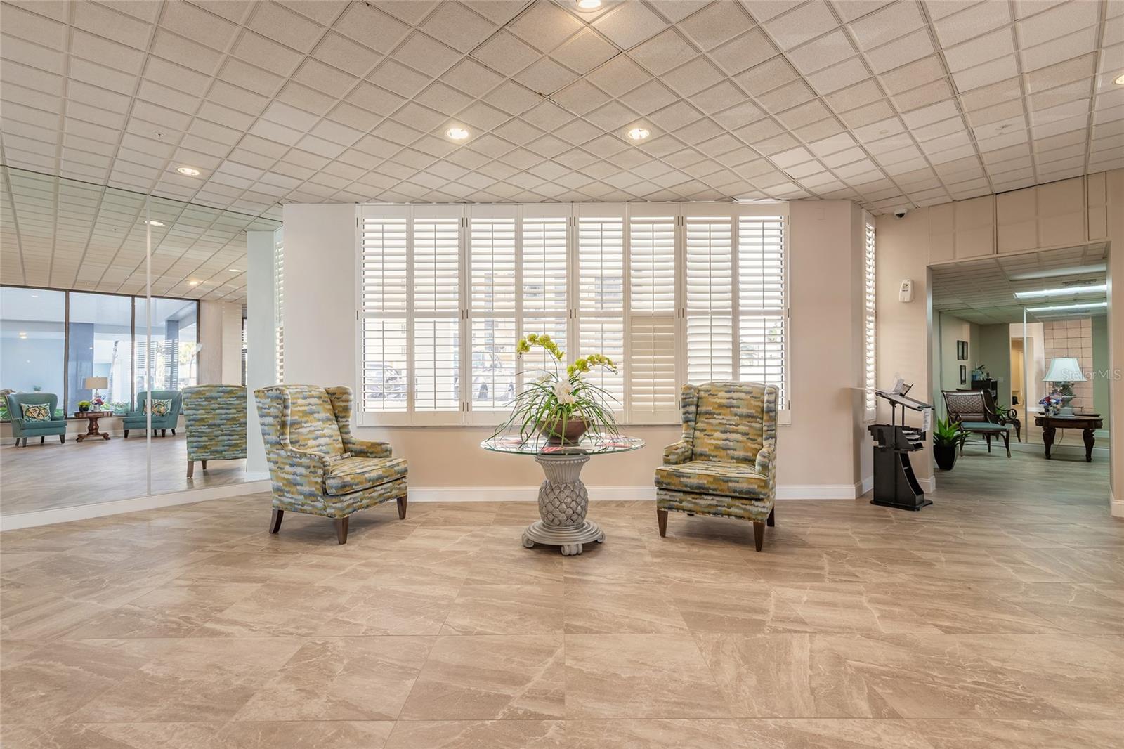 OCEAN 02 CONDO - Residential