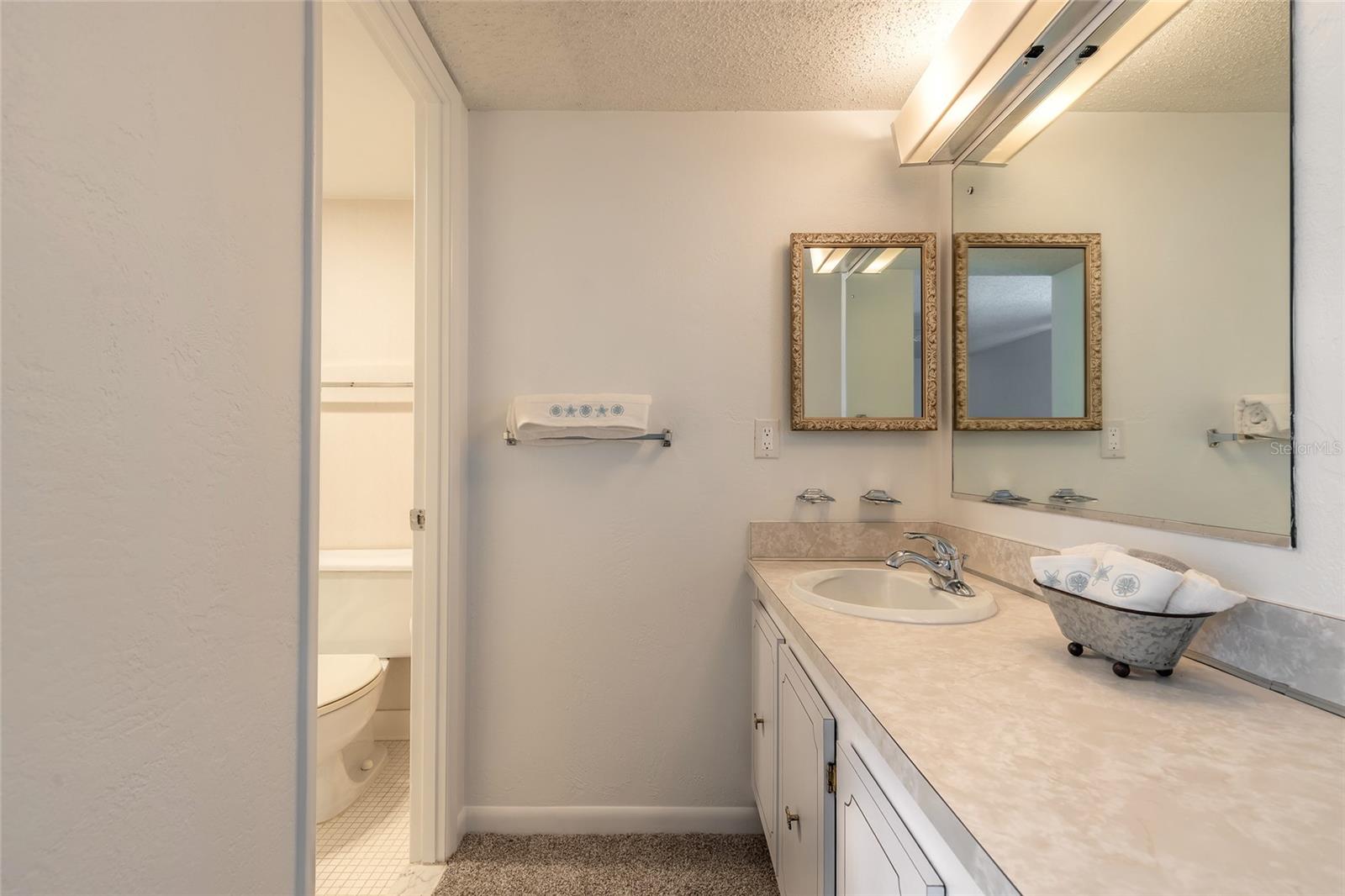 OCEAN 02 CONDO - Residential