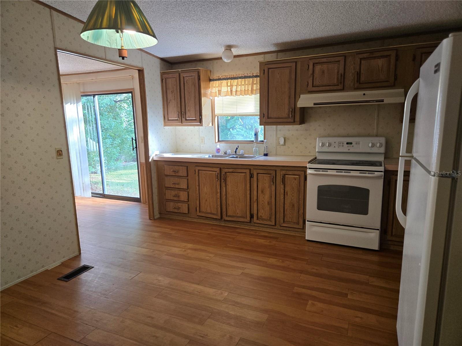 OAKRIDGE HEIGHTS - Residential