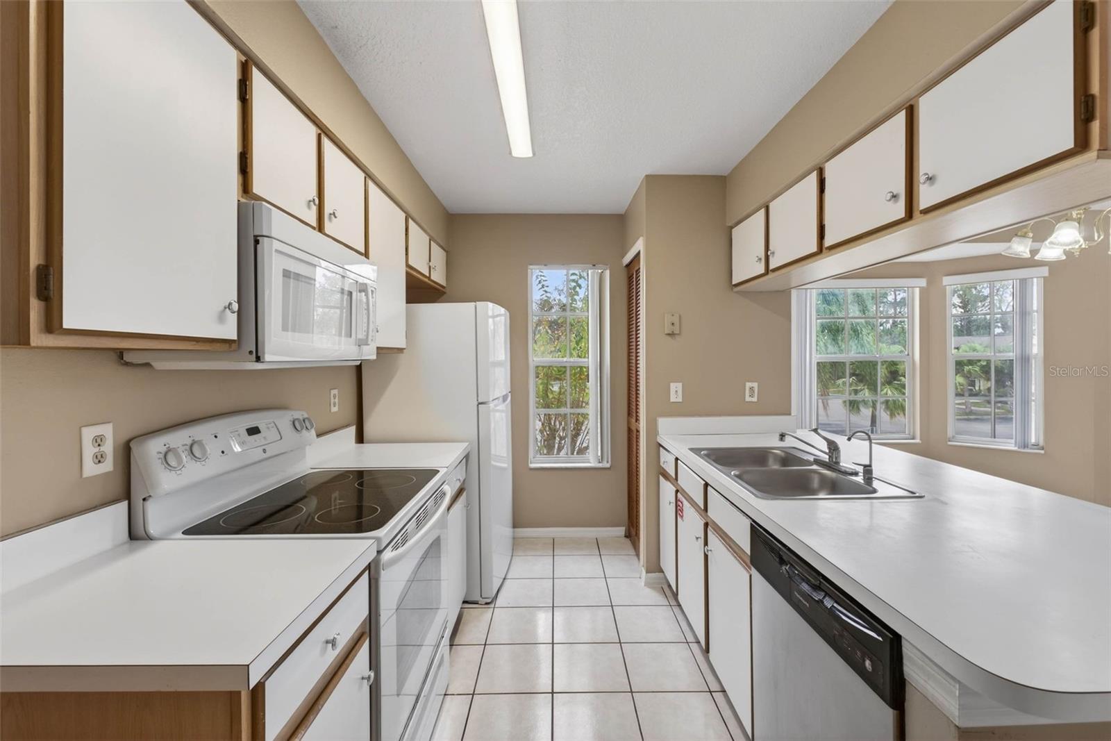 ROYAL PALM BAY CONDO - Residential