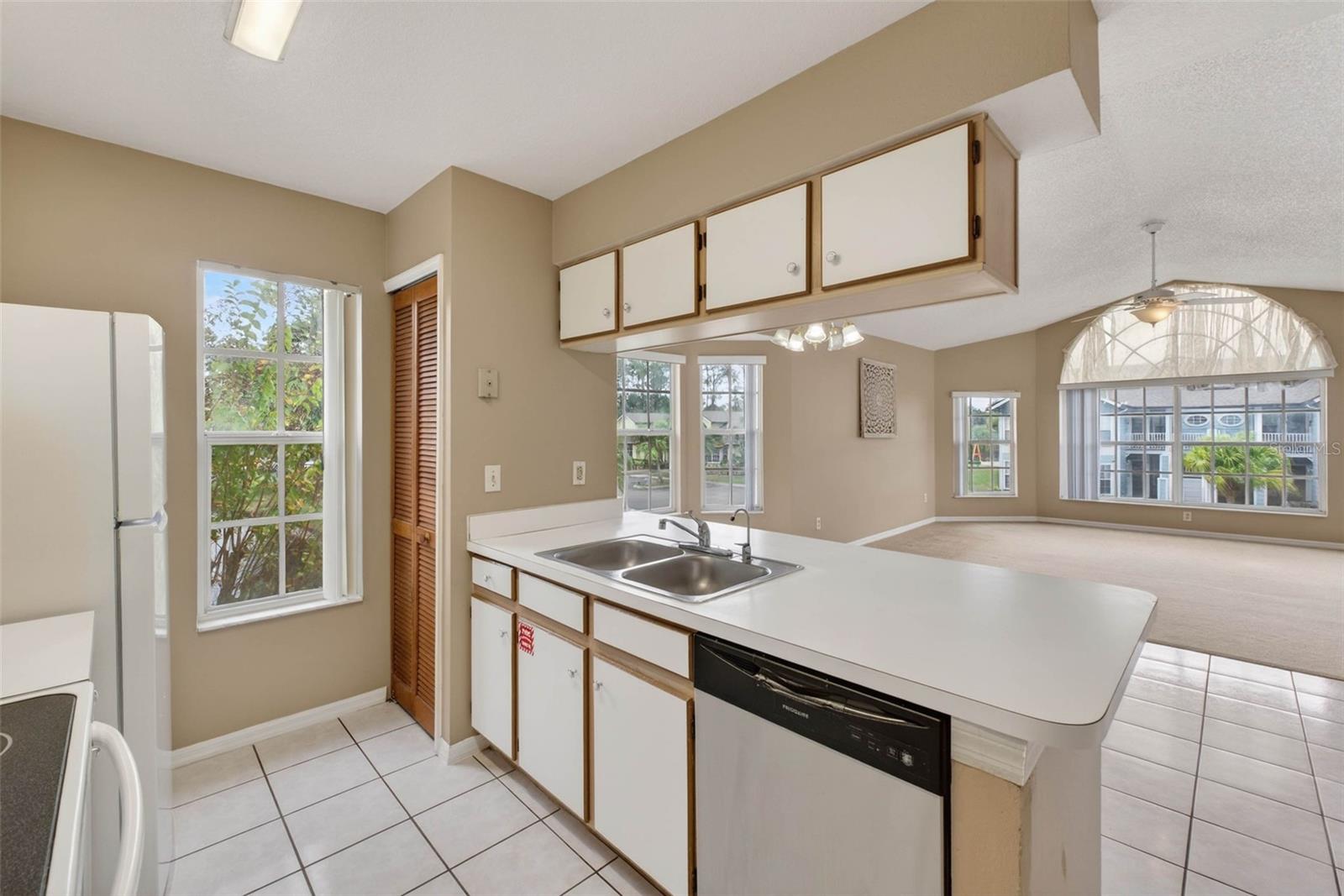 ROYAL PALM BAY CONDO - Residential