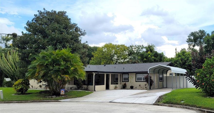 GORGEOUS HOME - 3 bedrooms / 2 baths, in Isle of Catalina! Recently updated 3 bedroom , 2 full bath house on a private and quiet cul-de-sac in Isle of Catalina - fresh paint, fans, lights, updated bathrooms, and LOTS MORE to love! Beautiful front porch for relaxing afternoons or morning coffee. Granite counters and SS appliances in your kitchen, with LOTS OF LIVING SPACE - giant living room plus dining area with sliders to your back patio and HUGE tropical back yard! (Bring your bar-b-que grill, but FORGET the lawnmower - lawn care IS included, for your convenience) . Pretty vinyl plank EZ care hard flooring thru-out (NO carpet!) , and brand-new AC and roof for lower utility bills! Big laundry room with FULL SIZED washer & dryer included. Plenty of parking with paved parking pad. Did I mention your huge back yard? Located on a small sweet cul-de-sac just a short stroll or roll from Clear Lake Park with its' exercise area, shady walkways and fishing pier and stunning sunsets. VERY short distance from schools, shopping, churches, DownTown nightlife & sports arenas, restaurants and EZ commutes. COME BY AND SEE US, and get ready to move in! CALL FOR DETAILS or have your Realtor show it to you! 1 year lease, Application fees: $75 for 1st adult (over 18 yrs old), $25 for each add'l adult, plus Background screening $27/adult. AFTER APPROVAL, 1st month rent + last month rent + security deposit required for move-in . NO SMOKING OR VAPING inside, please. Pets are POSSIBLE, with application, approval and deposits. SMALL animals, under 30 pounds - 2 total. WE WILL WANT TO MEET YOUR PET, prior to approval. .

NO SMOKING or vaping, please. ************************* QUESTIONS? Want to see inside? Contact your Realtor to view, or have them contact the Listing Agent for answers to questions. THANKS FOR LOOKING! ************************* BEWARE OF LEASING FRAUD! If you believe someone else is trying to rent you this home or have any questions regarding leasing this property, please call our Main Office or email us . ************* FULLY Completed applications approved on "first-come, first-served" basis. - Non-refundable application fee: $75 for 1st applicant of age 18 or older, $25 for each additional applicant of age 18 or older. ONE YEAR LEASE - UTILITIES: Resident pays for ALL utilities including power, trash, sewer, and water . Equal Housing Opportunity - Pricing is subject to change without notice. Security deposit varies based upon credit criteria; however standard security deposit equals one month's rent. RENTAL REQUIREMENTS & GUIDELINES sheet MUST be signed. Ask your Realtor, or the listing agent.