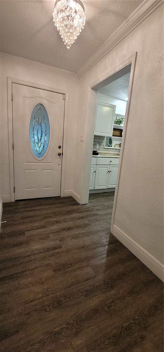 ISLE CATALINA - Residential Lease