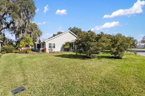 Tiny photo for 602 Juanita Court, The Villages, FL 32159 (MLS # G5105910)