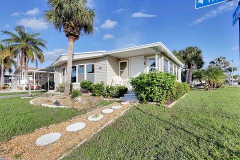 A home in PORT CHARLOTTE