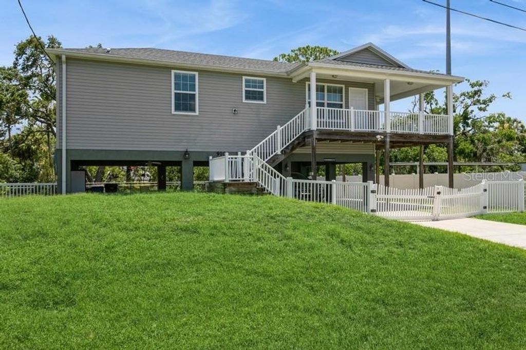 Photo of 9107 Brunswick Lane, Tampa, FL 33615 (MLS # TB8396014)