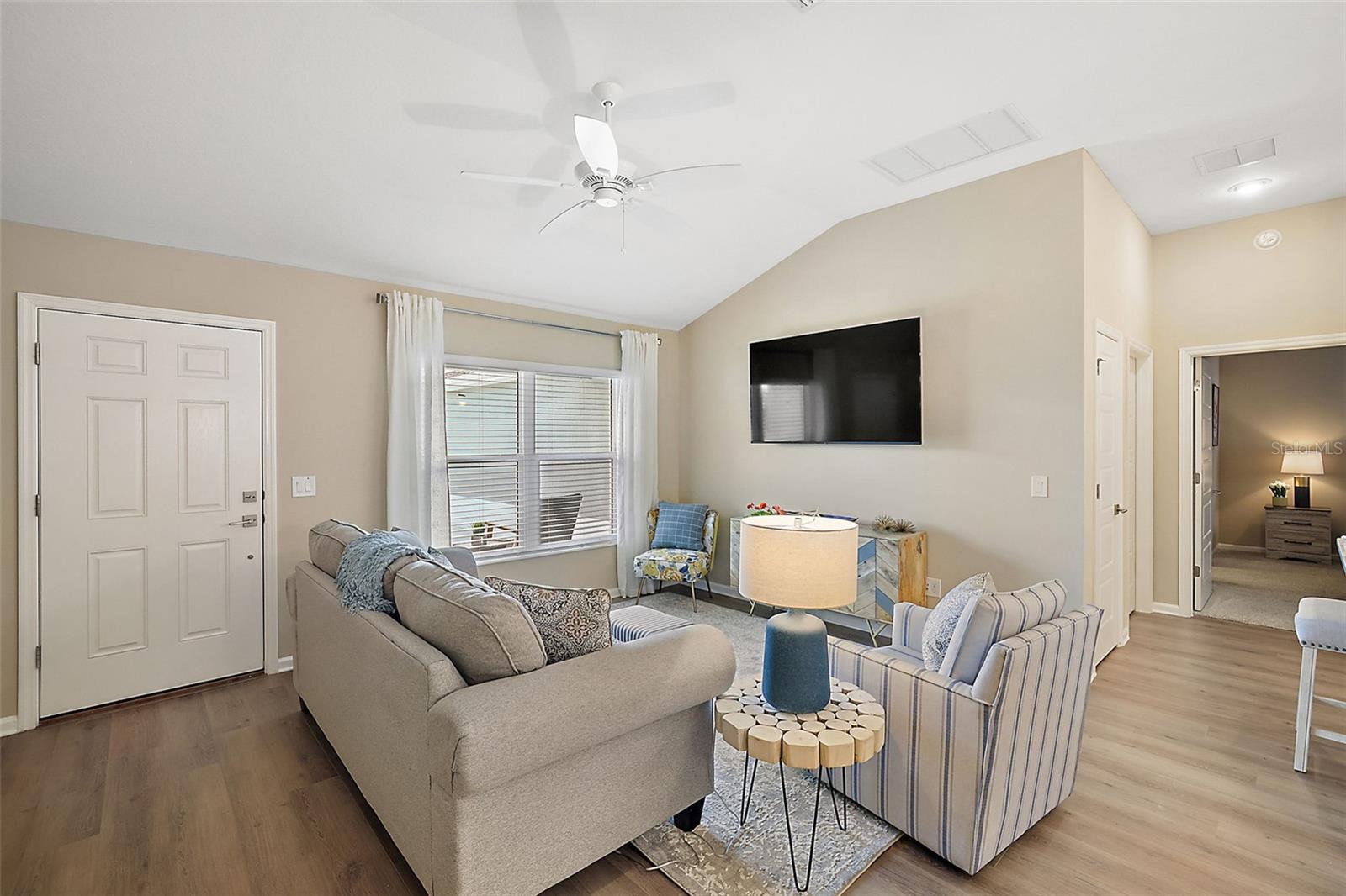 VILLAGES/WEST LAKE UN 49 - Residential